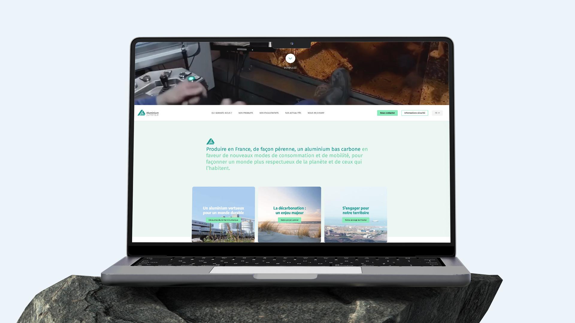 Page d’accueil du site Aluminium Dunkerque affichée sur un ordinateur portable